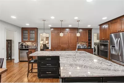 1329 Mile Post Drive, Dunwoody, GA 30338 - Photo 8