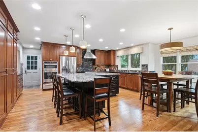 1329 Mile Post Drive, Dunwoody, GA 30338 - Photo 6