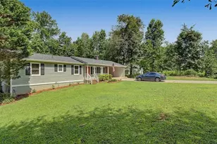 242 Allison Dr, Dallas, GA 30157 - Photo 2