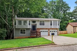 2224 Hightrail Ct, Lithonia, GA 30058 - Photo 2