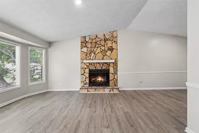 2224 Hightrail Court, Lithonia, GA 30058 - Photo 8