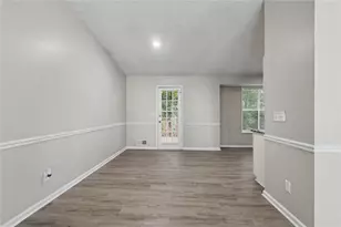 2224 Hightrail Ct, Lithonia, GA 30058 - Photo 14