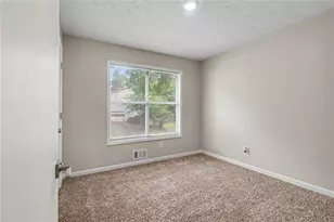 2224 Hightrail Ct, Lithonia, GA 30058 - Photo 14