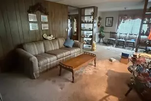 313 Hillside Ct, Winder, GA 30680 - Photo 4