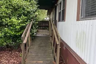 313 Hillside Ct, Winder, GA 30680 - Photo 2