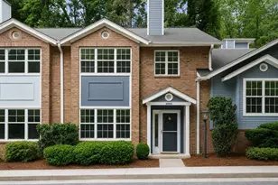 1069 Woodbridge Hollow NE, Atlanta, GA 30306 - Photo 2