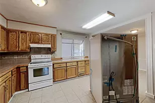 2537 Kings Pistol Ct, Grayson, GA 30017 - Photo 10