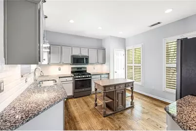 352 Suwanee Avenue, Suwanee, GA 30024 - Photo 6