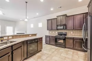 3752 Ridge St, Flowery Branch, GA 30542 - Photo 6