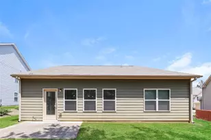 3752 Ridge St, Flowery Branch, GA 30542 - Photo 4