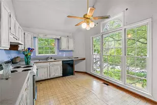 1463 Hembree Station Dr, Marietta, GA 30062 - Photo 12
