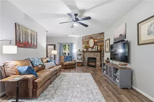 5068 McEver View Dr, Sugar Hill, GA 30518 - Photo 2