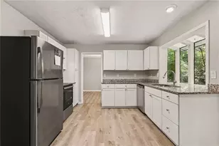 5182 Manitou Way, Stone Mountain, GA 30087 - Photo 6