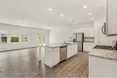 649 Isom Walk, Suwanee, GA 30024 - Photo 6