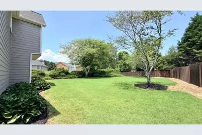 6271 Mountain Ridge Circle, Sugar Hill, GA 30518 - Photo 6