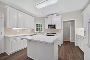 3635 Rolling Creek Dr, Buford, GA 30519 - Photo 10