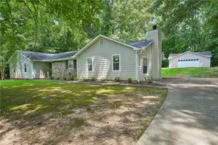 185 Starrs Mill Dr, Senoia, GA 30276 - Photo 1