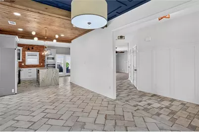 1666 Stoney Chase Drive, Lawrenceville, GA 30044 - Photo 6