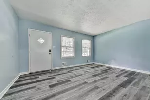 2005 Knightsbridge Road NW, Kennesaw, GA 30144 - Photo 6