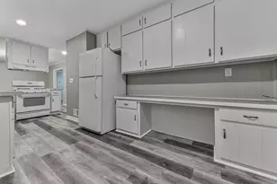 2005 Knightsbridge Road NW, Kennesaw, GA 30144 - Photo 12