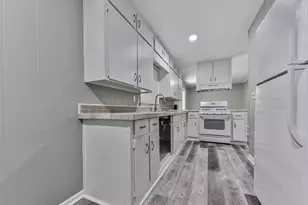 2005 Knightsbridge Road NW, Kennesaw, GA 30144 - Photo 14
