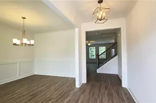 7372 Rocklin Ln, Flowery Branch, GA 30542 - Photo 4