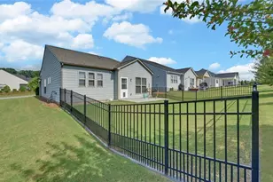 5690 Maple Bluff Wy, Hoschton, GA 30548 - Photo 34