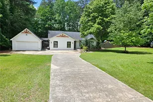 4360 Bullock Bridge Rd, Loganville, GA 30052 - Photo 2