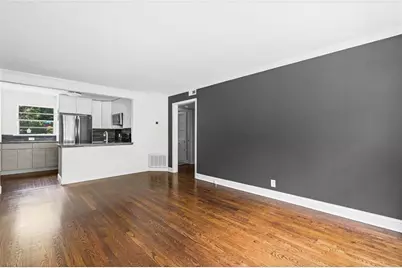 2240 Cheshire Bridge Road NE #207, Atlanta, GA 30324 - Photo 4