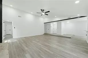 6350 Beethoven Cir, Riverdale, GA 30296 - Photo 6
