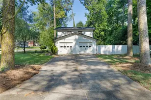 1236 Country Pine Dr, Ellenwood, GA 30294 - Photo 4
