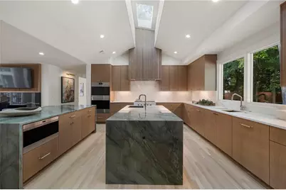 366 Blackland Road NW, Atlanta, GA 30342 - Photo 20