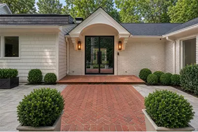 366 Blackland Road NW, Atlanta, GA 30342 - Photo 6