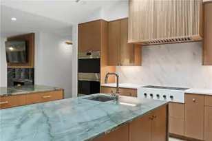366 Blackland Rd NW, Atlanta, GA 30342 - Photo 14