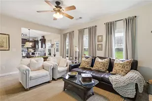 129 Kestrel Ct E, Dawsonville, GA 30534 - Photo 4