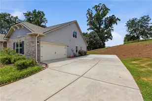 5911 Wauka Valley Pass, Clermont, GA 30527 - Photo 14