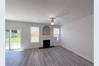 1019 Ivydale Circle, Lawrenceville, GA 30045 - Photo 8