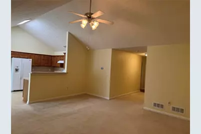 627 Majesty Crossing, Winder, GA 30680 - Photo 6