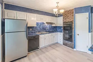 3274 Kimberly Woods Ct SW, Lilburn, GA 30047 - Photo 10