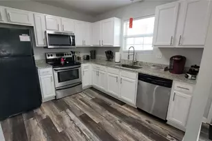 2173 Wind Gate Ct, Lithonia, GA 30058 - Photo 4