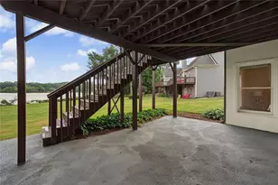 424 Water Fall Ln, Stone Mountain, GA 30087 - Photo 104