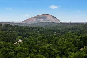 424 Water Fall Ln, Stone Mountain, GA 30087 - Photo 16