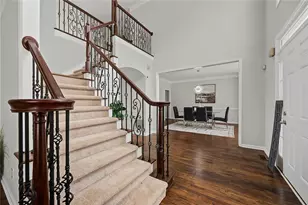 424 Water Fall Ln, Stone Mountain, GA 30087 - Photo 18