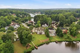 424 Water Fall Ln, Stone Mountain, GA 30087 - Photo 2