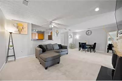 6690 Villa Court, Lithonia, GA 30038 - Photo 4