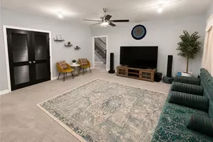 1658 Oakbrook Lake Dr, Norcross, GA 30093 - Photo 4
