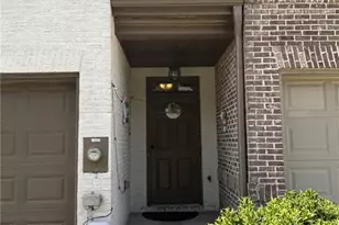 1658 Oakbrook Lake Dr, Norcross, GA 30093 - Photo 2