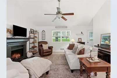205 Shallowford Road NW, Kennesaw, GA 30144 - Photo 8