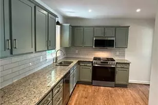 3153 Bellgreen Way, Decatur, GA 30032 - Photo 8