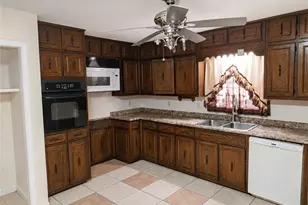 3790 Snapfinger Rd, Lithonia, GA 30038 - Photo 6